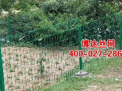 <b>武漢道路護欄​安（ān）裝有（yǒu）哪（nǎ）些規範標準？</b>