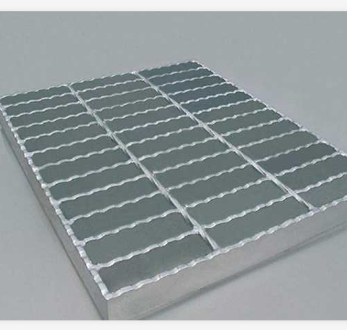 踏（tà）步板镀锌（xīn）钢格板