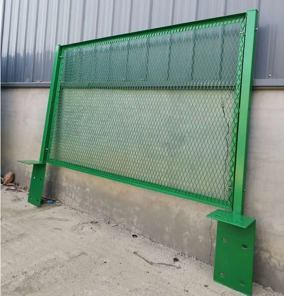 高架鋼板網橋防護