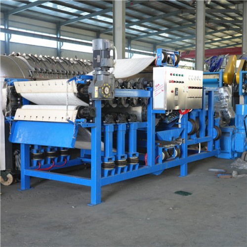 1台帶式壓榨機完工發貨