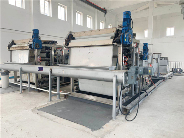 帶（dài）式汙泥脫水機